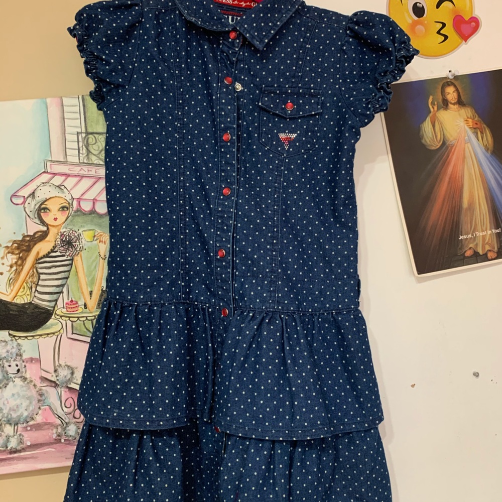 Guess Blue and Red Button VERY GOOD CONDITION.